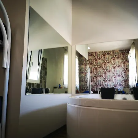 فندق مبيت وإفطار Tonnarella 4*