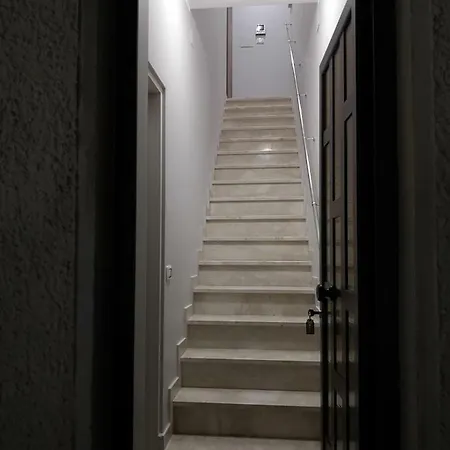 فندق مبيت وإفطار Tonnarella 4*